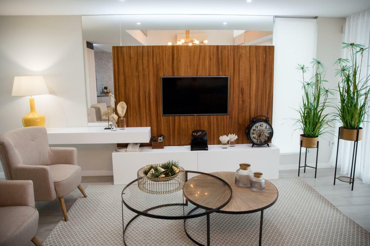 הוילה Água de Pau House Rodrigues מראה חיצוני תמונה