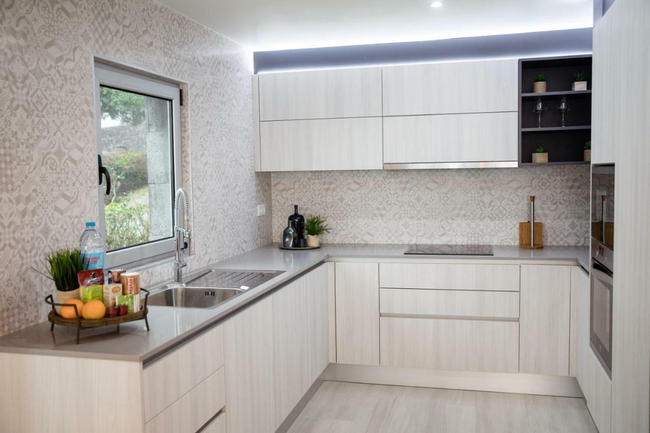 הוילה Água de Pau House Rodrigues מראה חיצוני תמונה